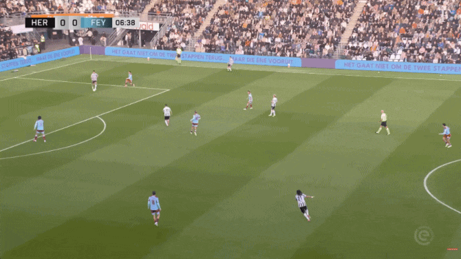 荷甲赛程吃紧，上海申花今晨迎来里程碑，媒体盛赞，控场能力受关注(荷甲最新比分及积分榜)-AYX GAMES