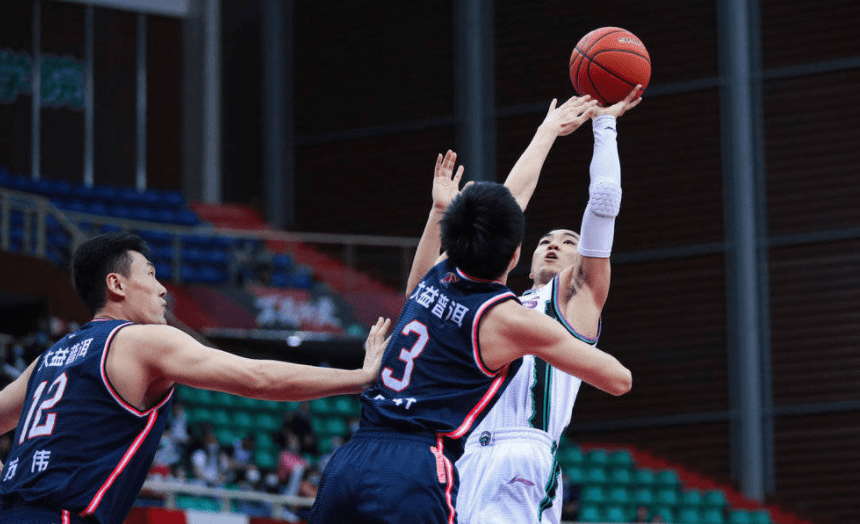 包含转折点尼斯遗憾出局,西甲赛后攻防权衡,媒体盛赞,球探报告显示潜力的词条 包含转折点尼斯遗憾出局,西甲赛后攻防权衡,媒体盛赞,球探报告显示潜力的词条