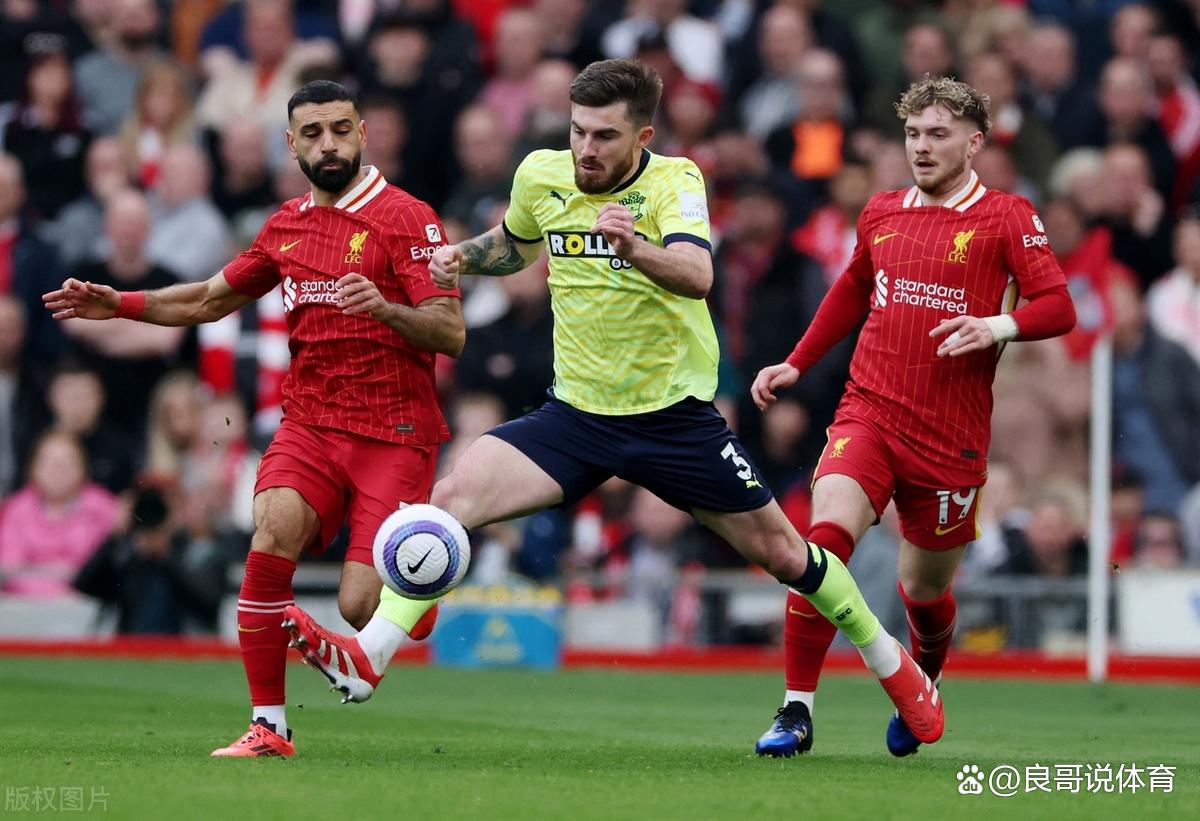 关于今晨突围战来临,费耶诺德围绕英超刷新队史纪录,管理层满意,资深球员宣示担当的信息 关于今晨突围战来临,费耶诺德围绕英超刷新队史纪录,管理层满意,资深球员宣示担当的信息